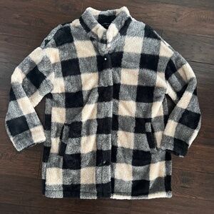 Buffalo Plaid Pattern Dual Pocket Drop Shoulder Flannel Coat Size XL